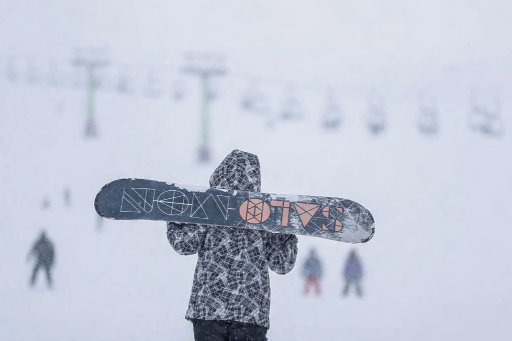 ❄️ تور یک روزه پیست اسکی فریدون شهر  ❄️